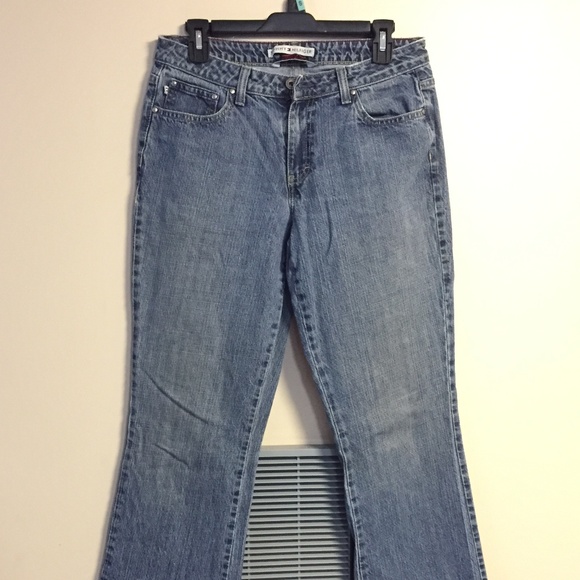 TOMMY HILFIGER BLUE BOYFRIEND JEANS, SIZE 6 - Picture 1 of 8
